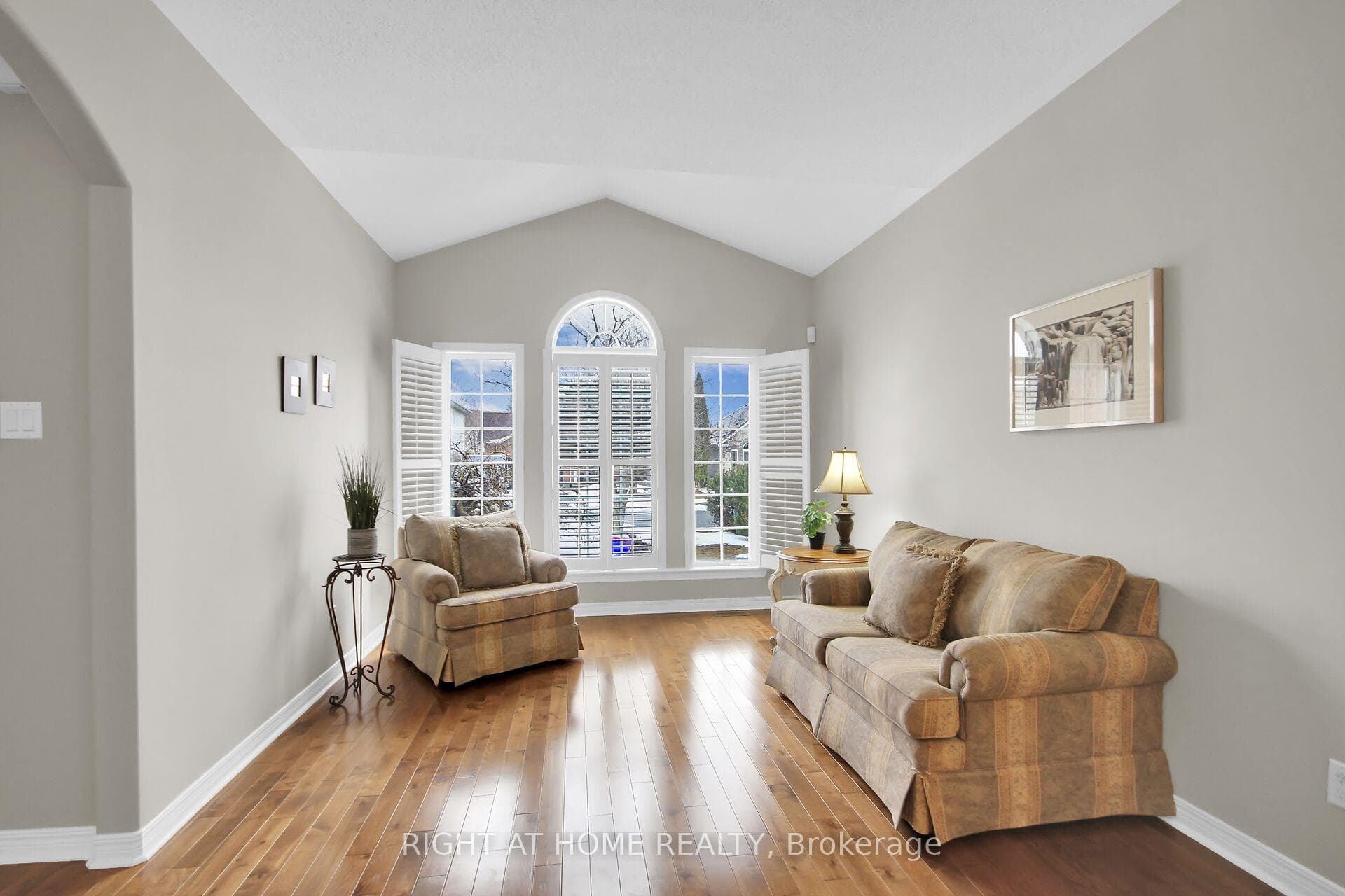 19 Cinnabar Way photo 6