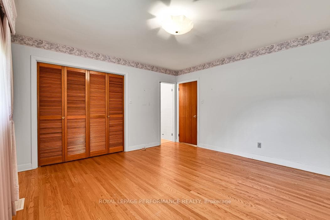 23 Elma Street photo 17