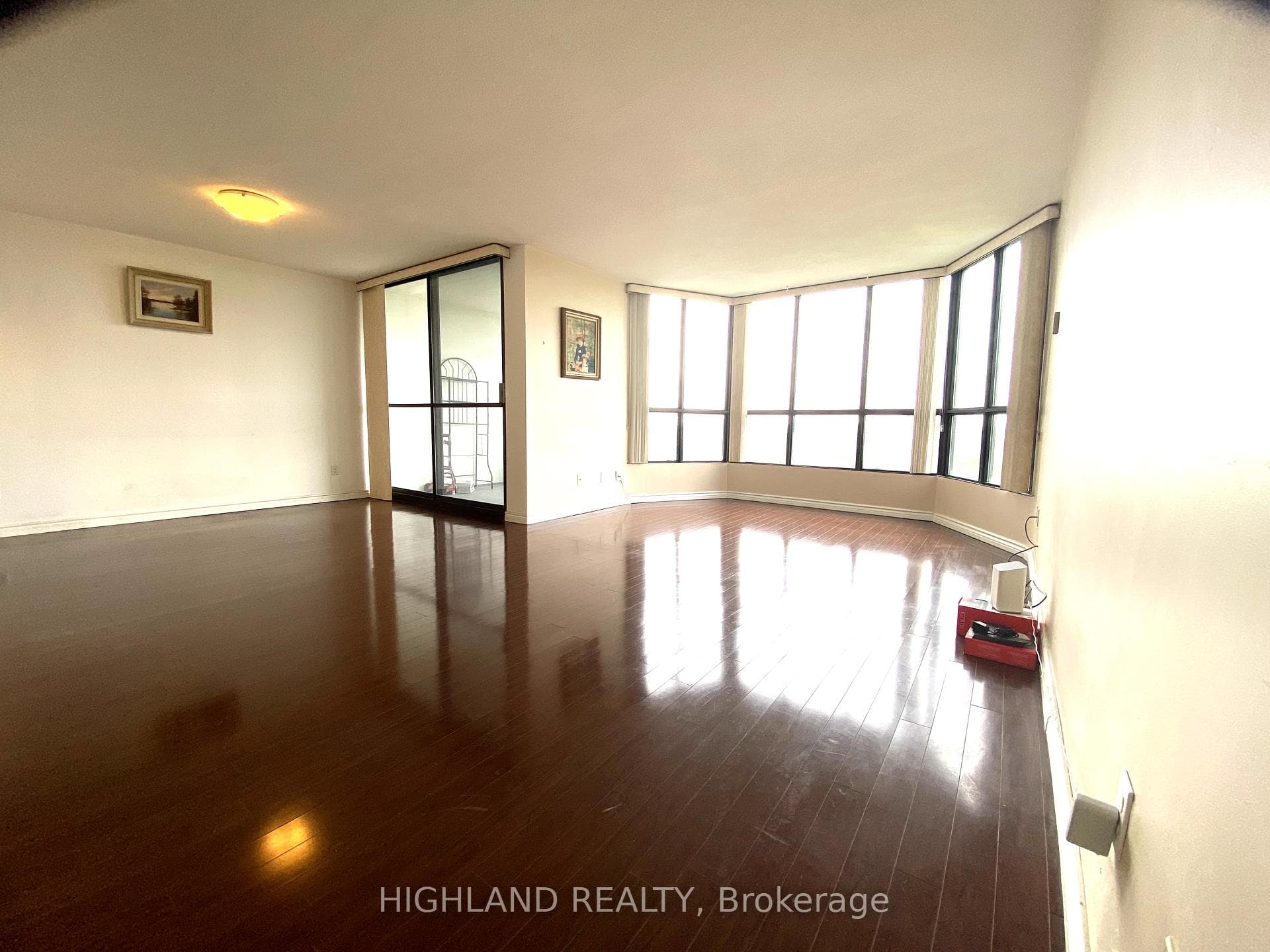 1333 Bloor Street Unit 1005 photo 5