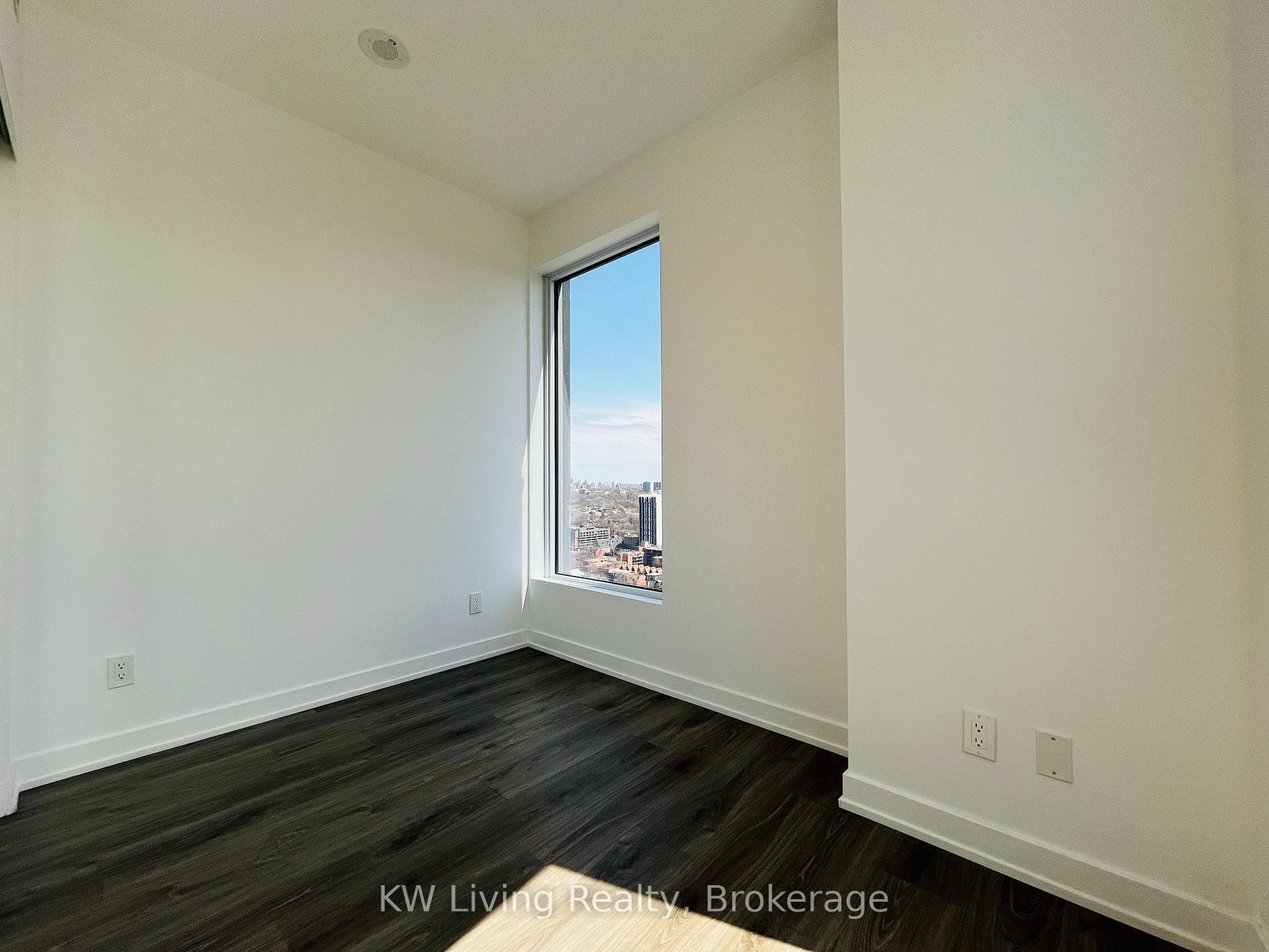100 Queen Street Unit 3006 photo 8