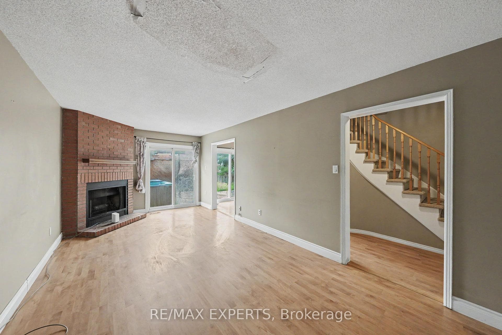 45 Blair Crescent photo 12