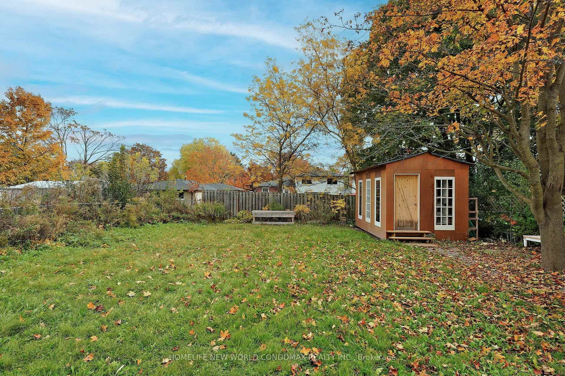 15 Banff Drive photo 38