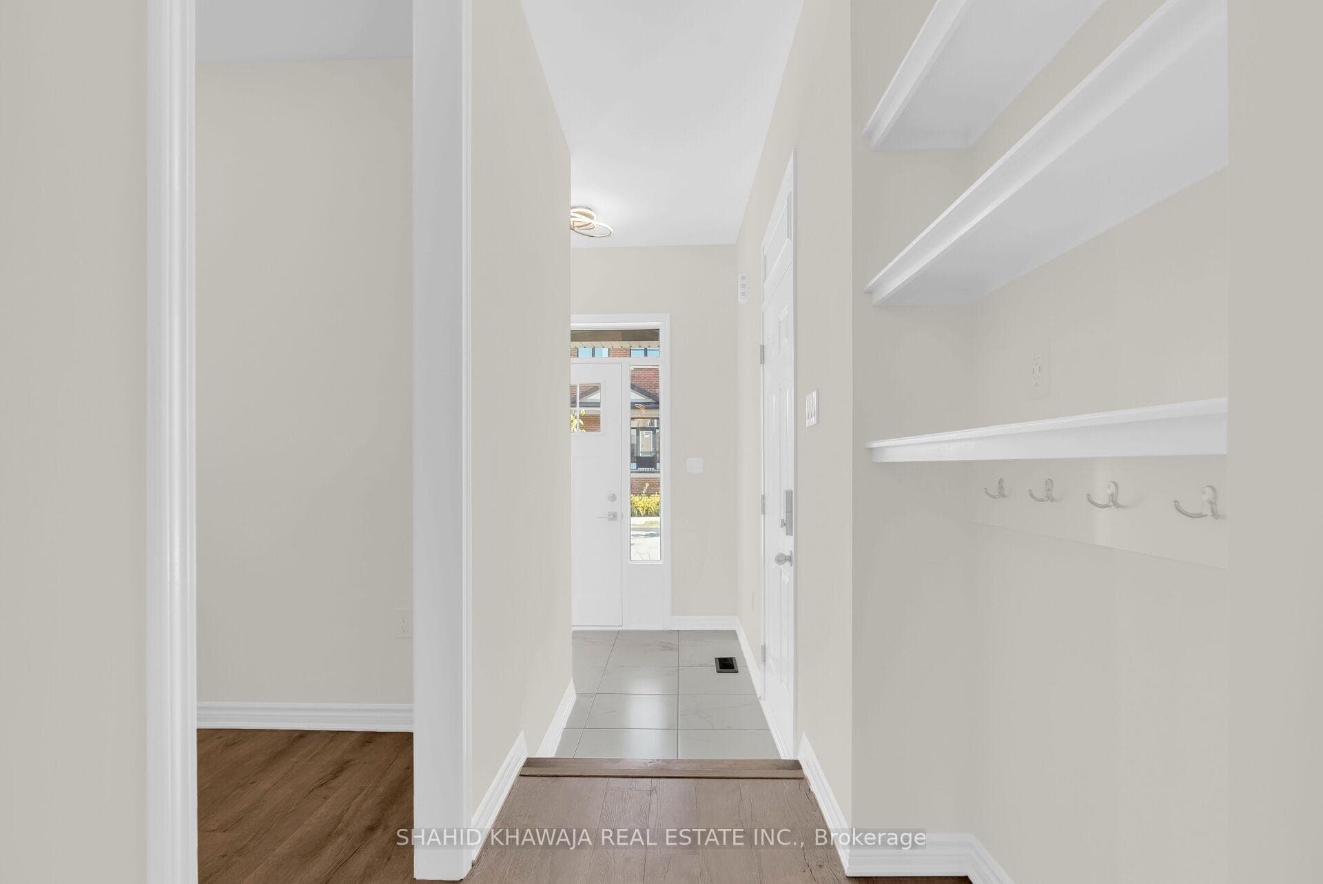 1288 Sycamore Gardens photo 5