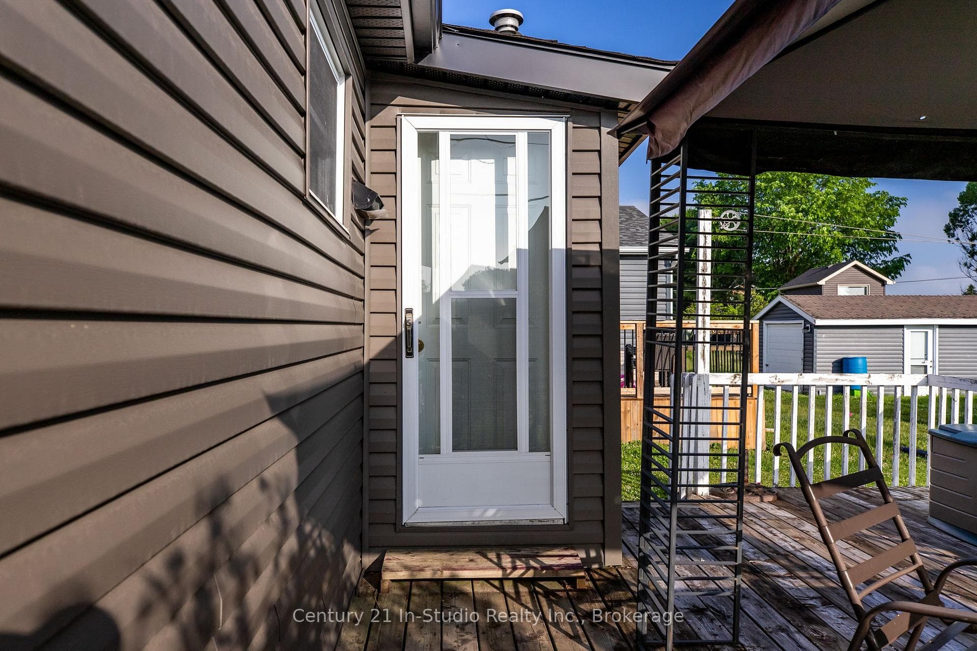 890 20th Street photo 21