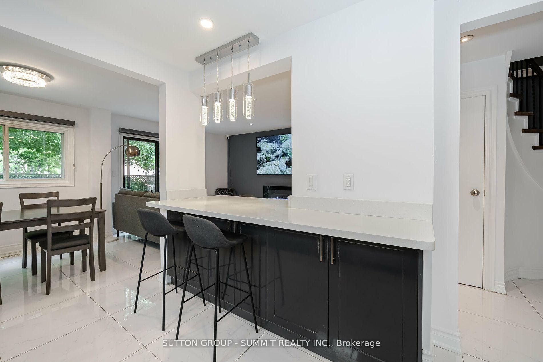 2365 Belcaro Way photo 15