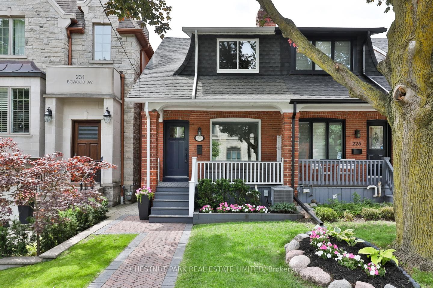 227 Bowood Avenue photo 33