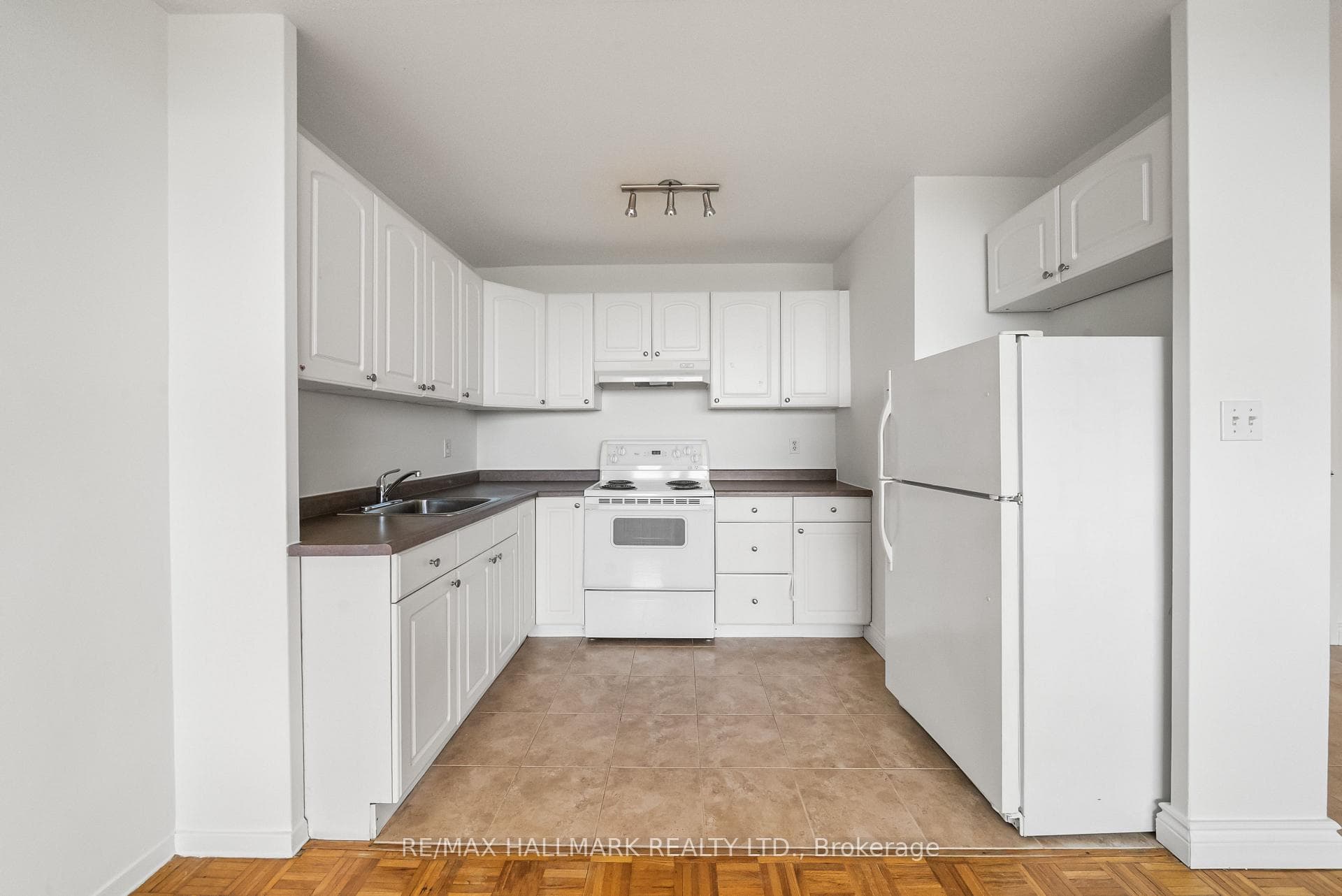 40 Homewood Avenue Unit 3112 photo 8