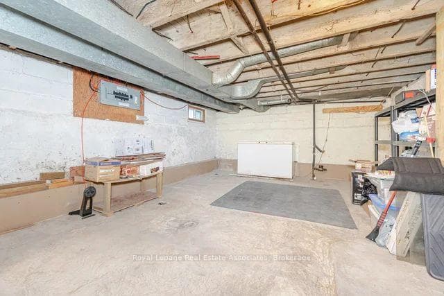 108 Case Street photo 27