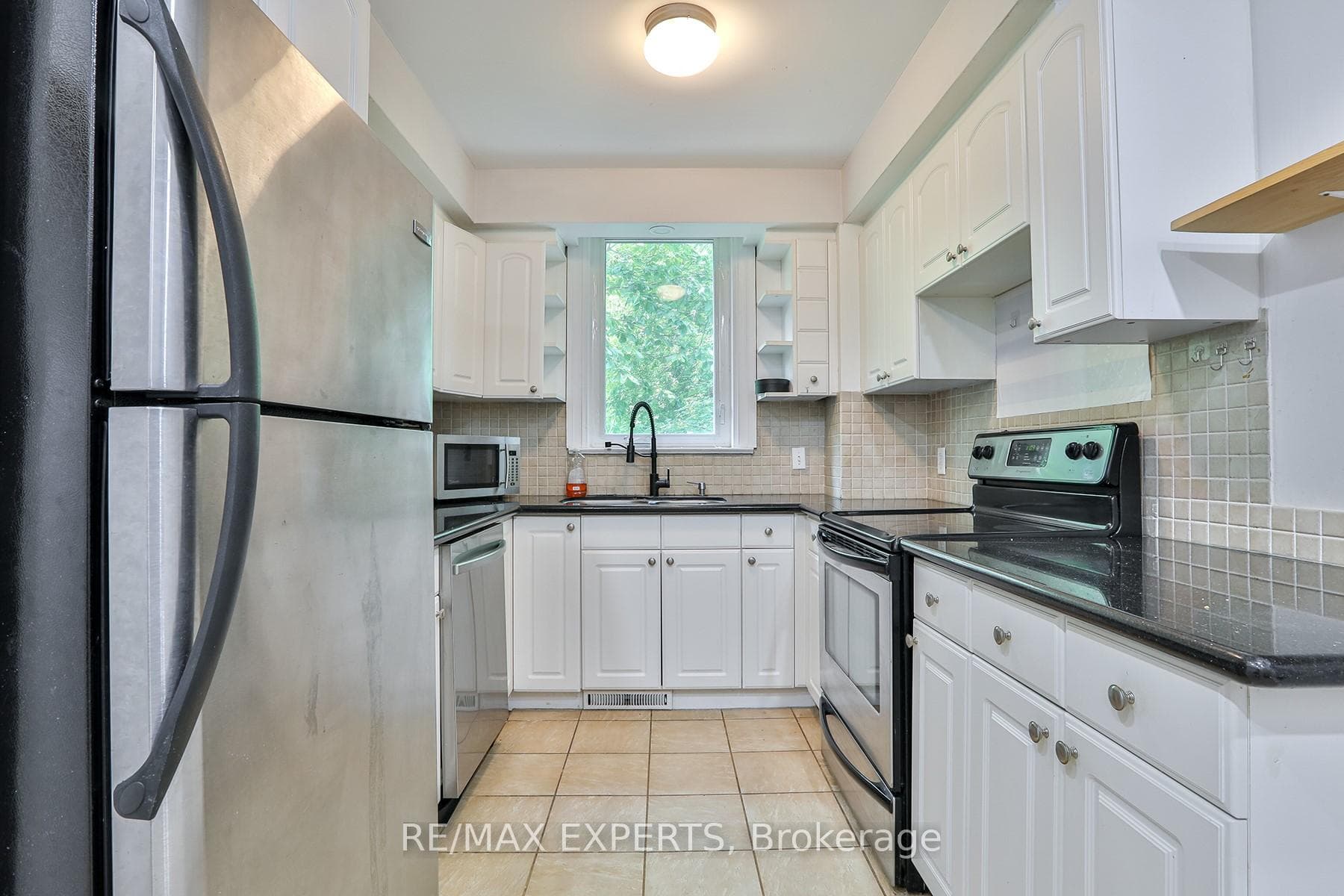 237 Douglas Avenue Unit 2 photo 11