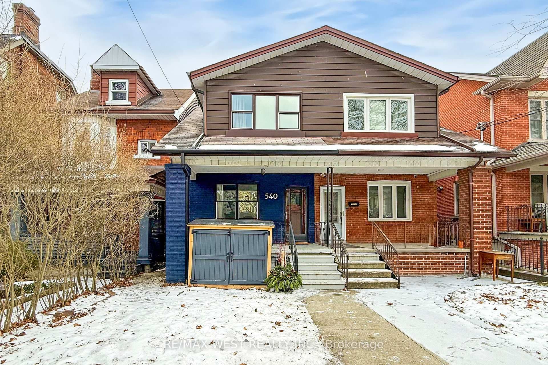540 Roxton Road photo 1