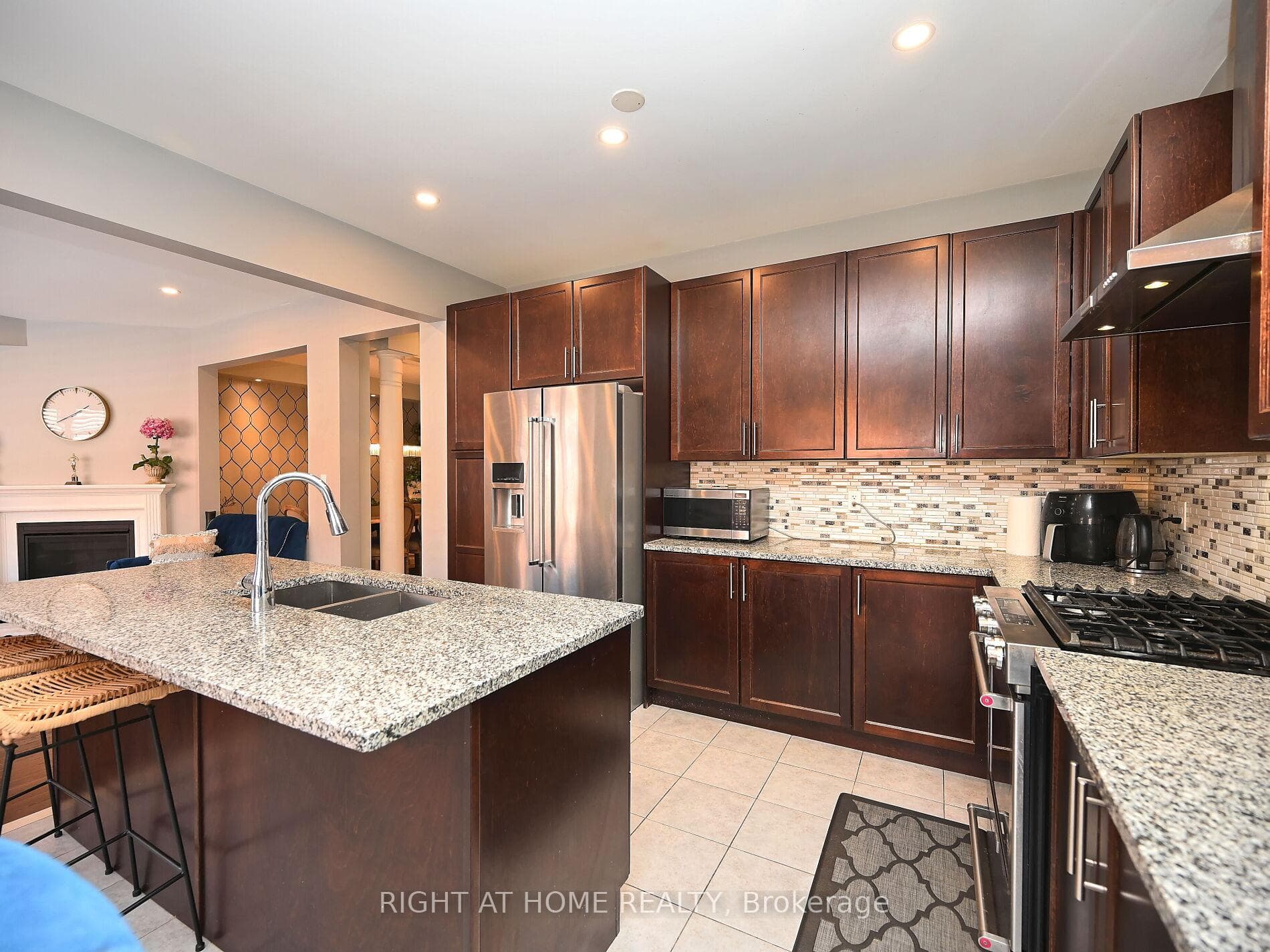 1019 Urell Way photo 15