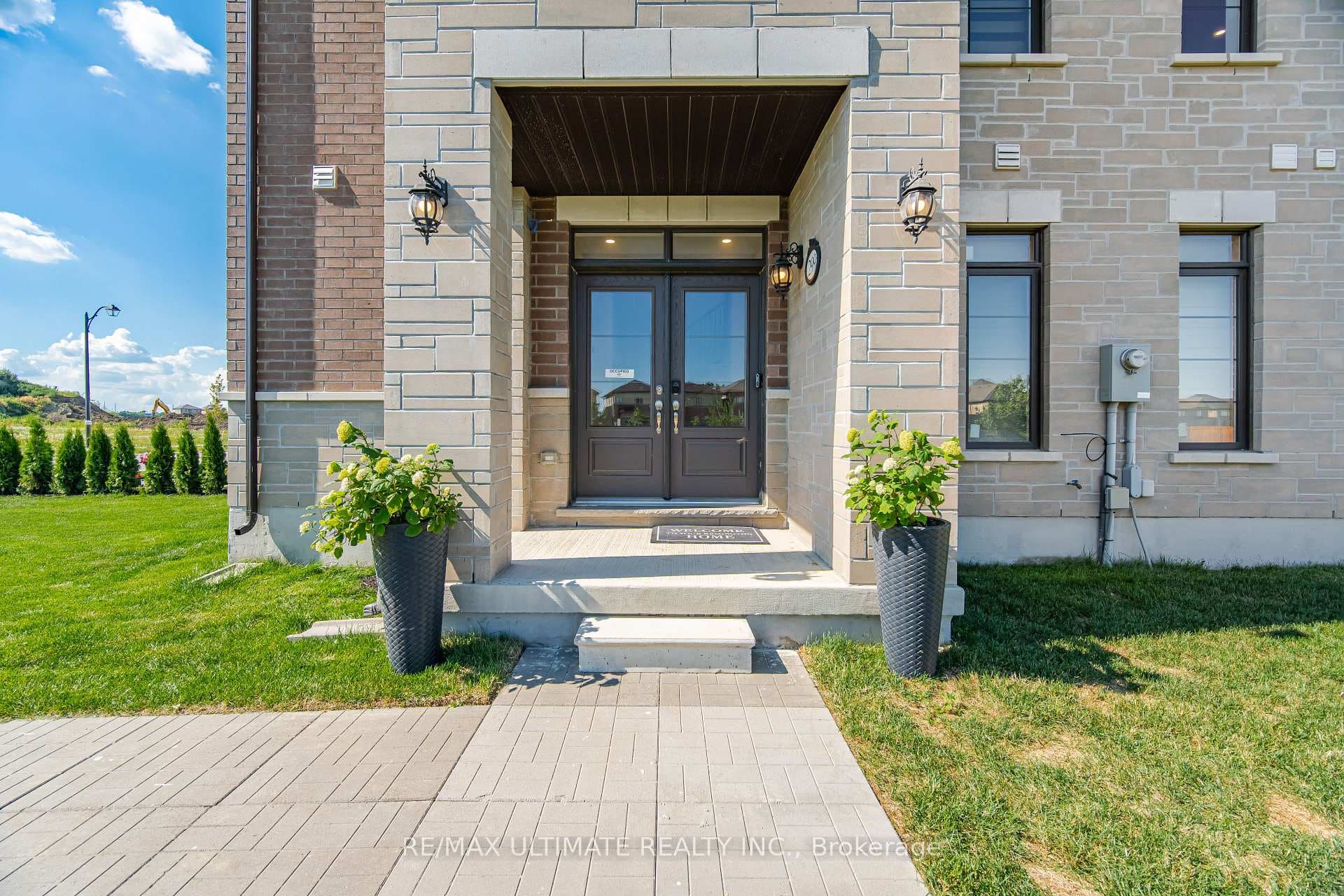 299 Inspire Boulevard photo 4