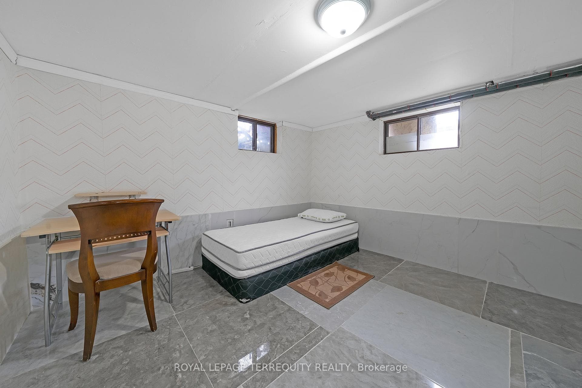 34 Downsview Avenue photo 25