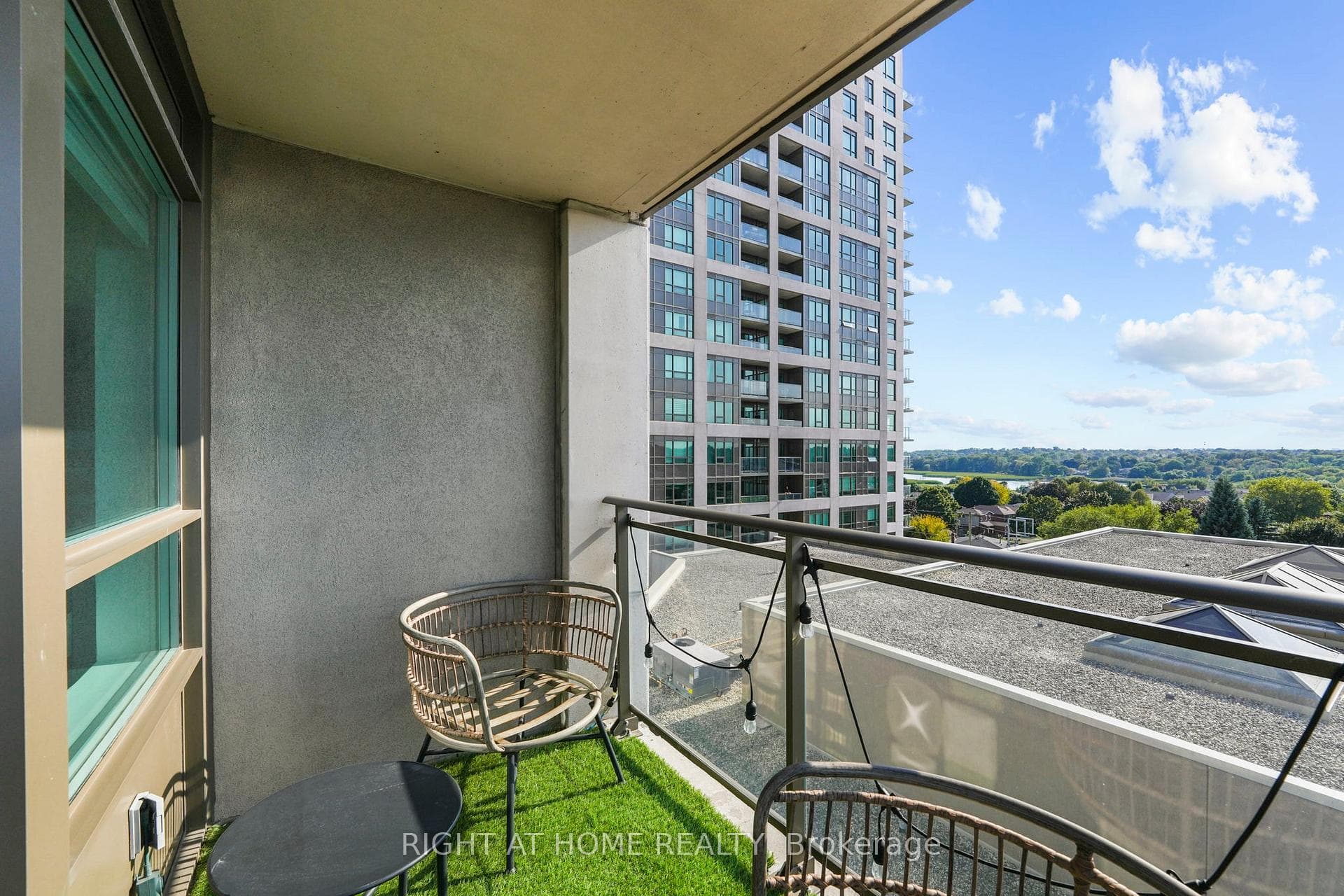 1235 Bayly Street Unit 603 photo 30