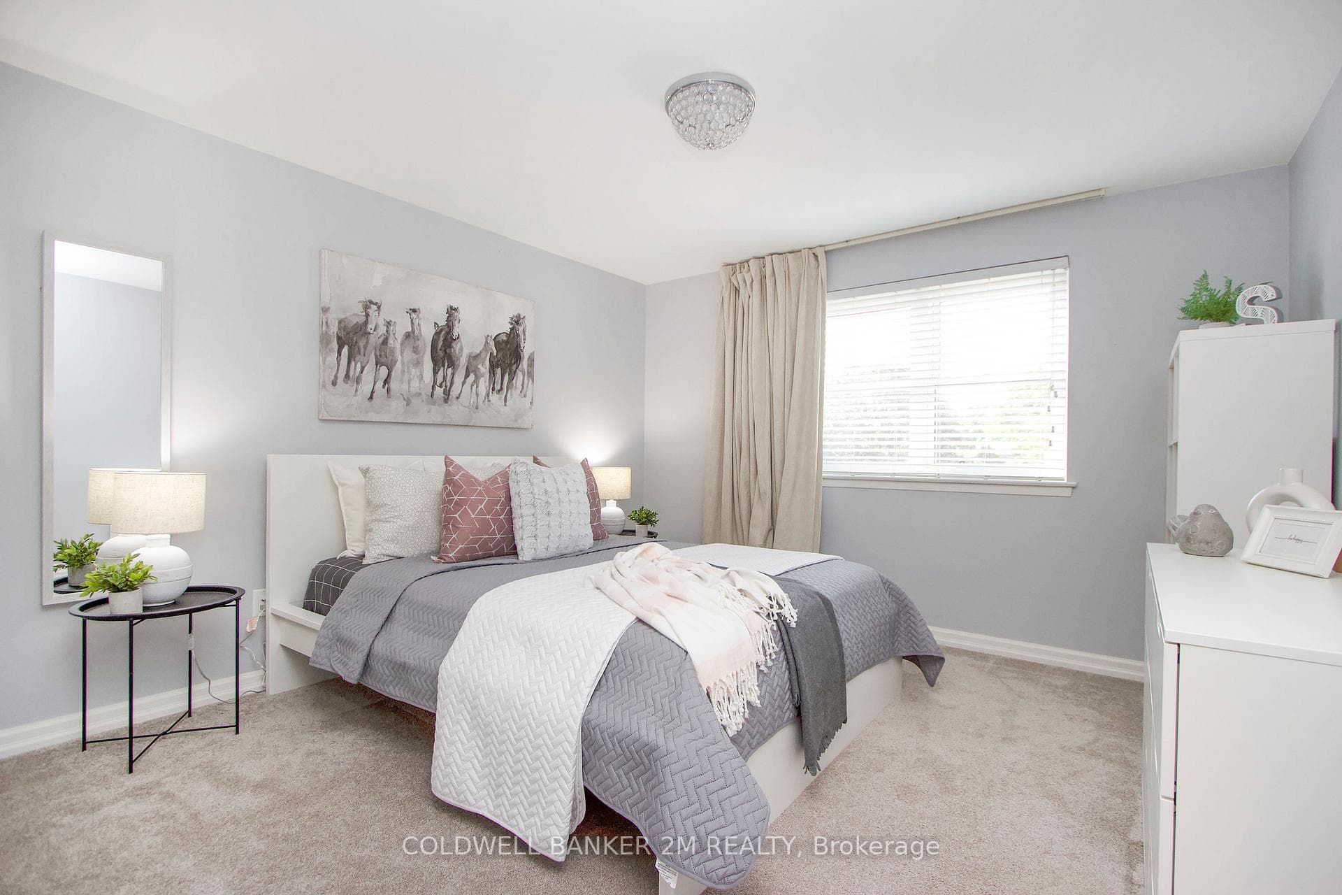 879 Beaufort Court photo 15