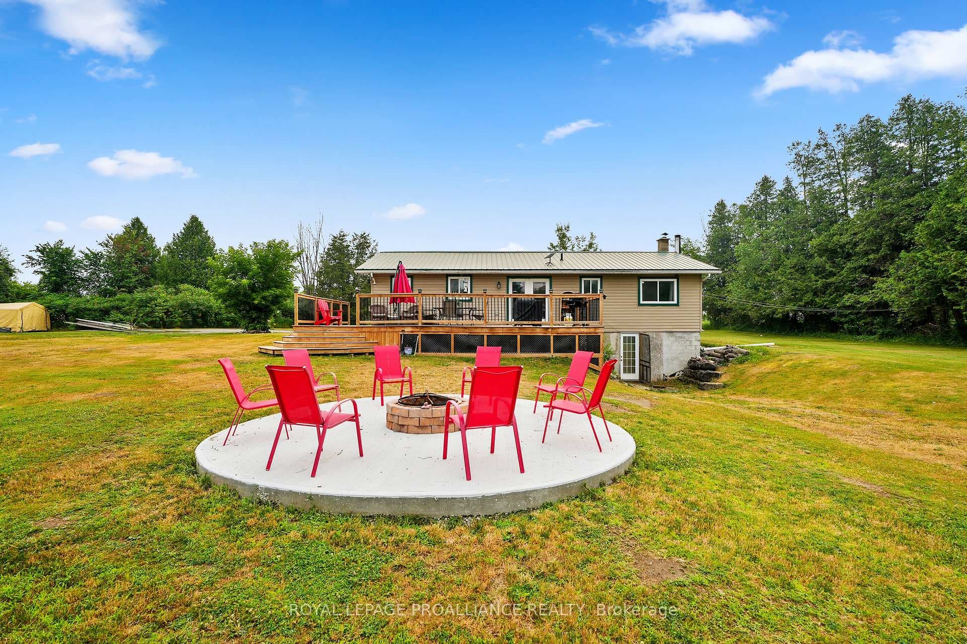 16 Mack Trail photo 36