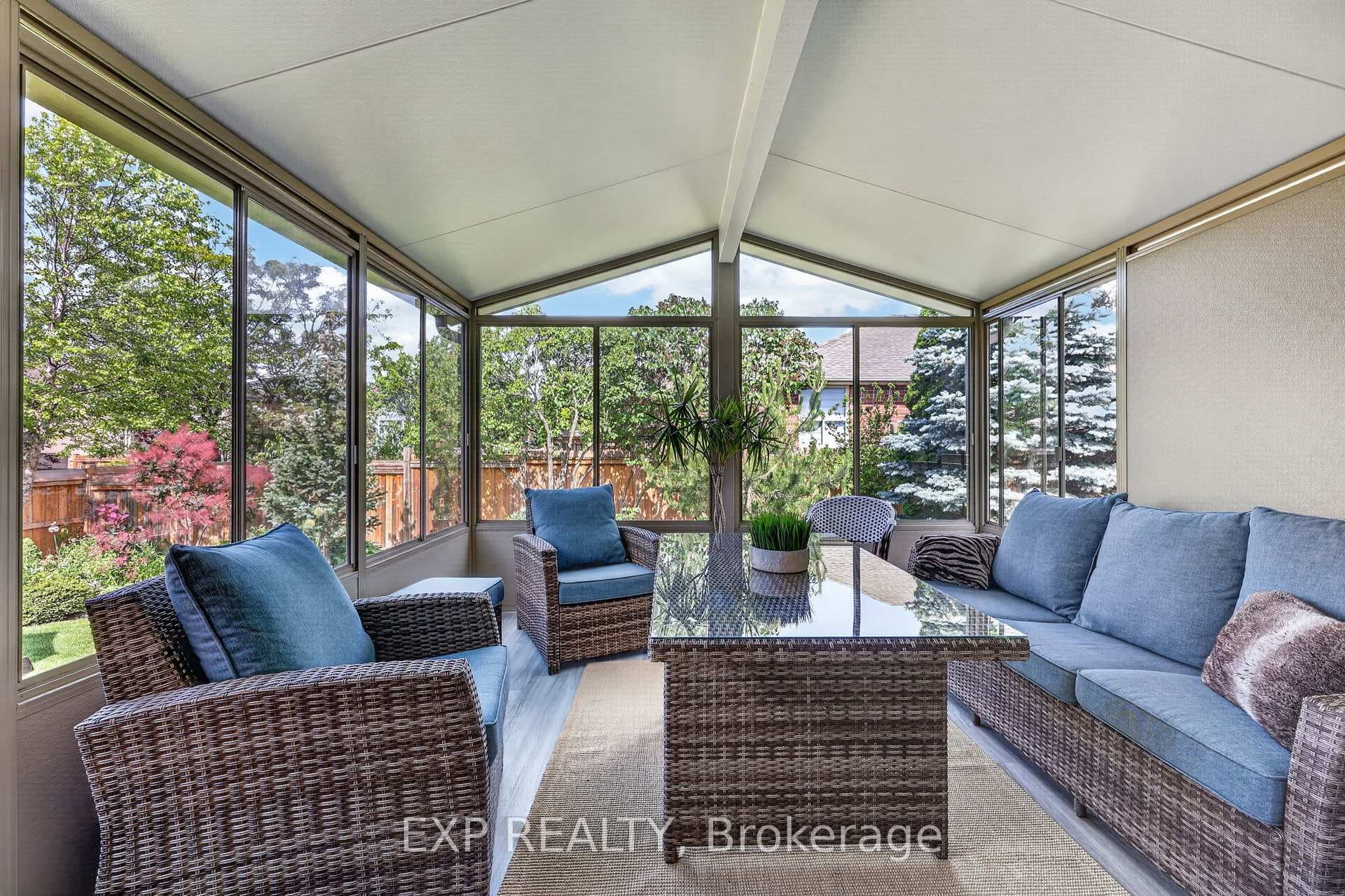 129 Golden Meadow Road photo 20