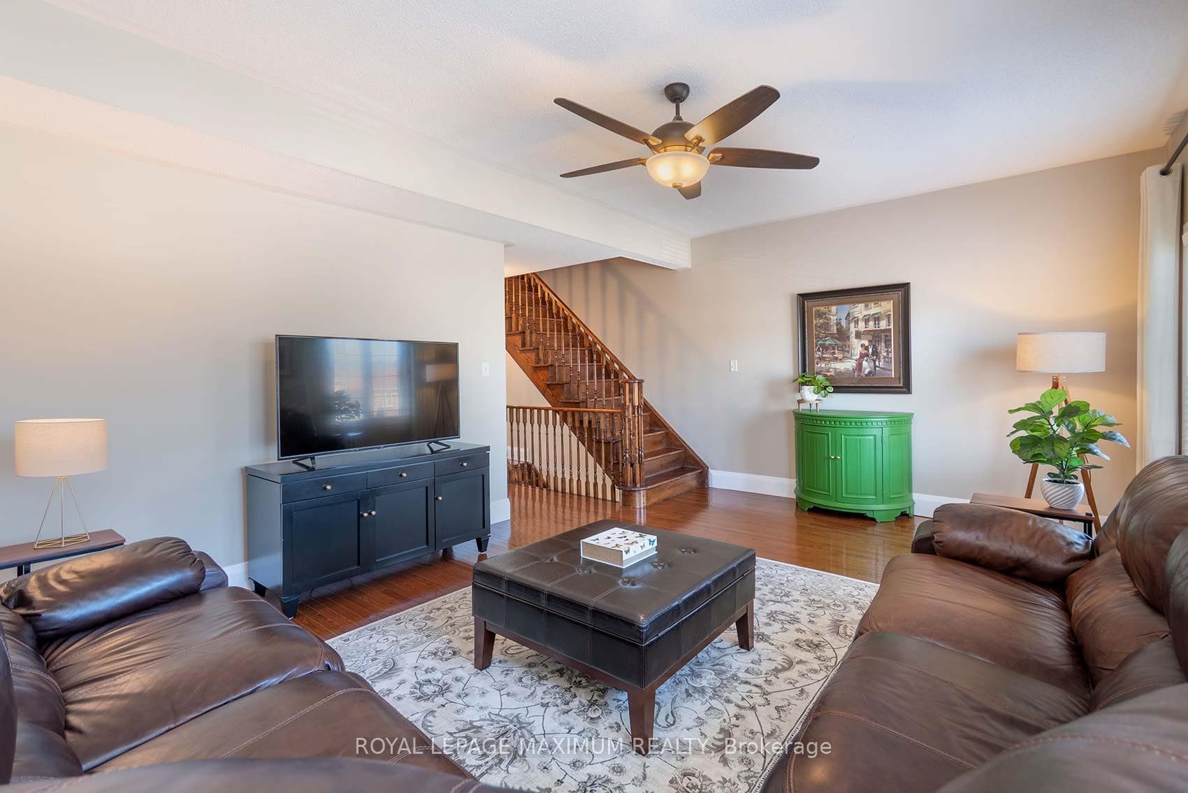 29 Barr Crescent photo 10