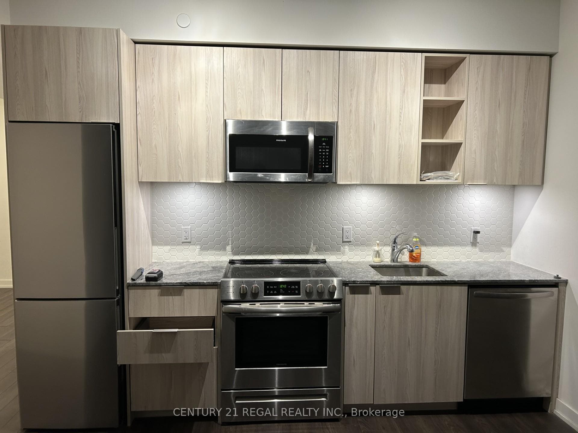 30 Ordnance Street Unit 2310 photo 9