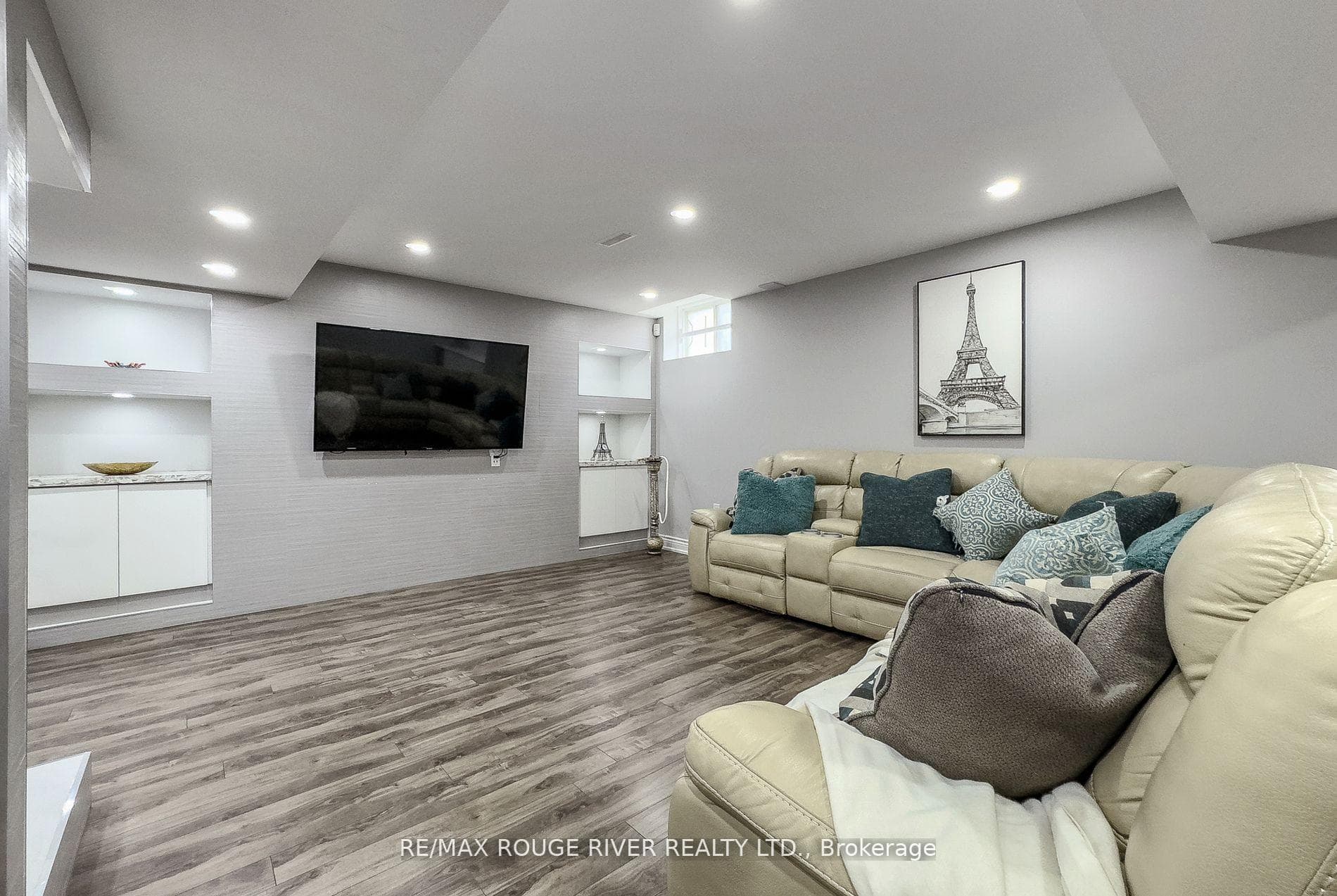 18 Harkness Drive photo 20