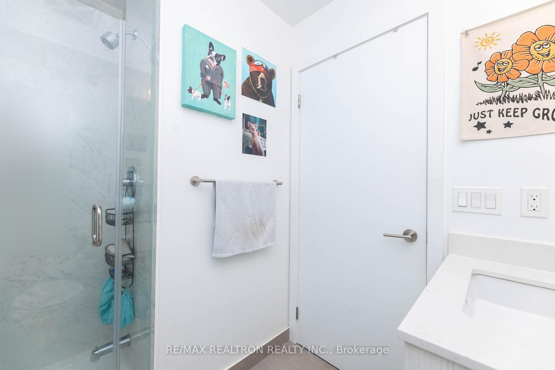 38 Forest Manor Road Unit 319 photo 14