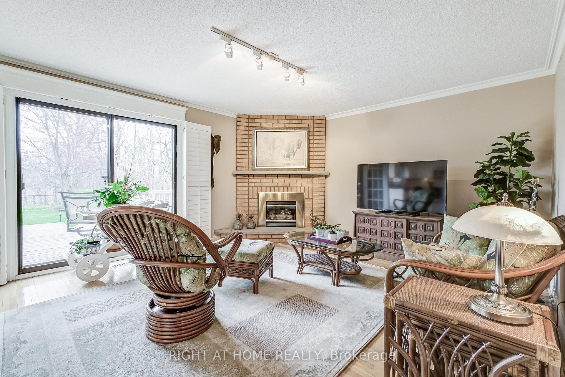2952 Kingsway Drive photo 15