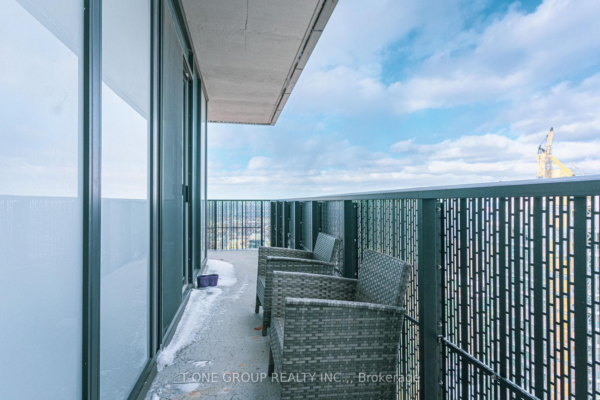 8 Eglinton Avenue Unit 4808 photo 17