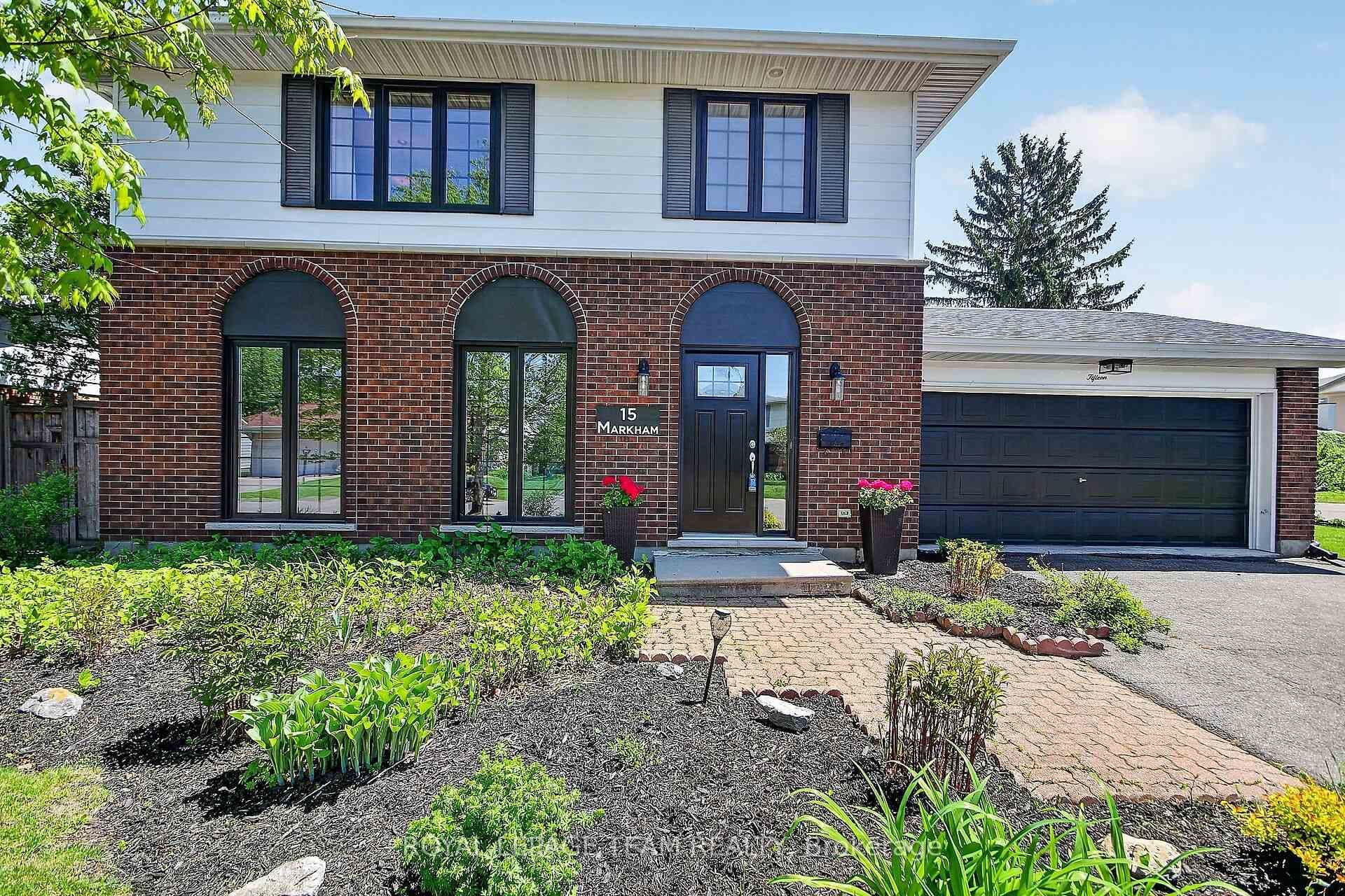 15 Markham Avenue photo 5
