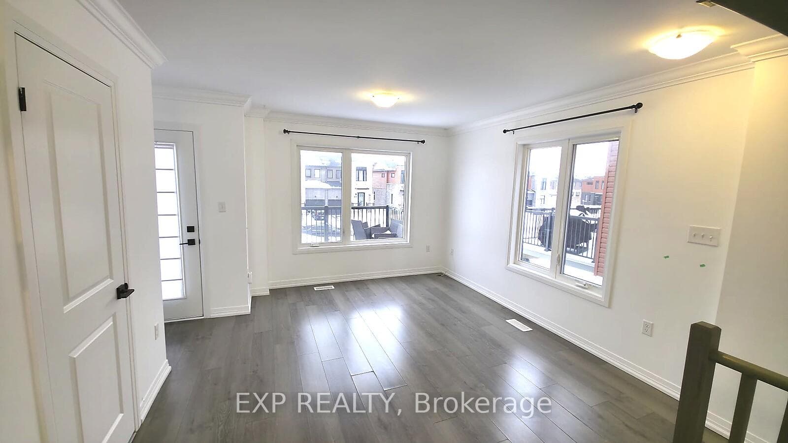 111 Fairlane Avenue photo 22
