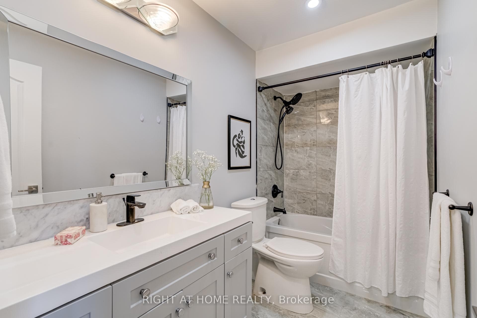 373 Killian Road photo 37
