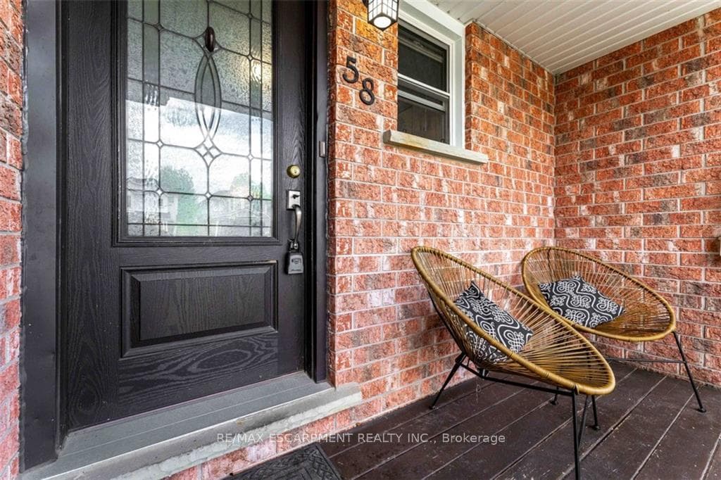 58 Jordan Drive photo 2