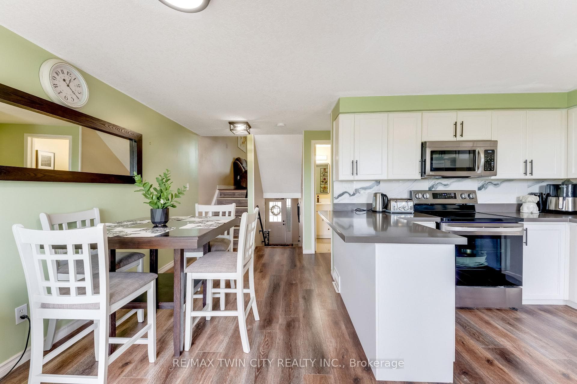 235 Red Clover Court photo 10
