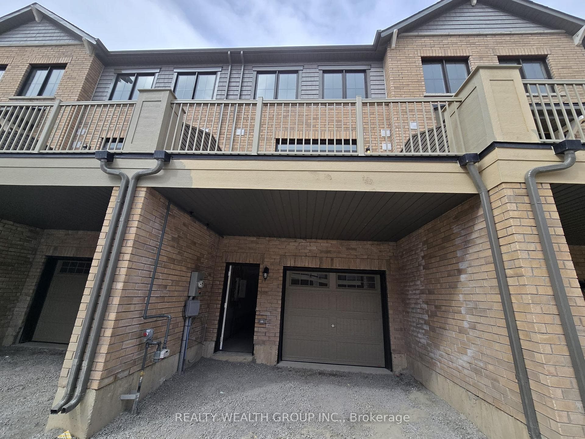 235 Melody Lane photo 2