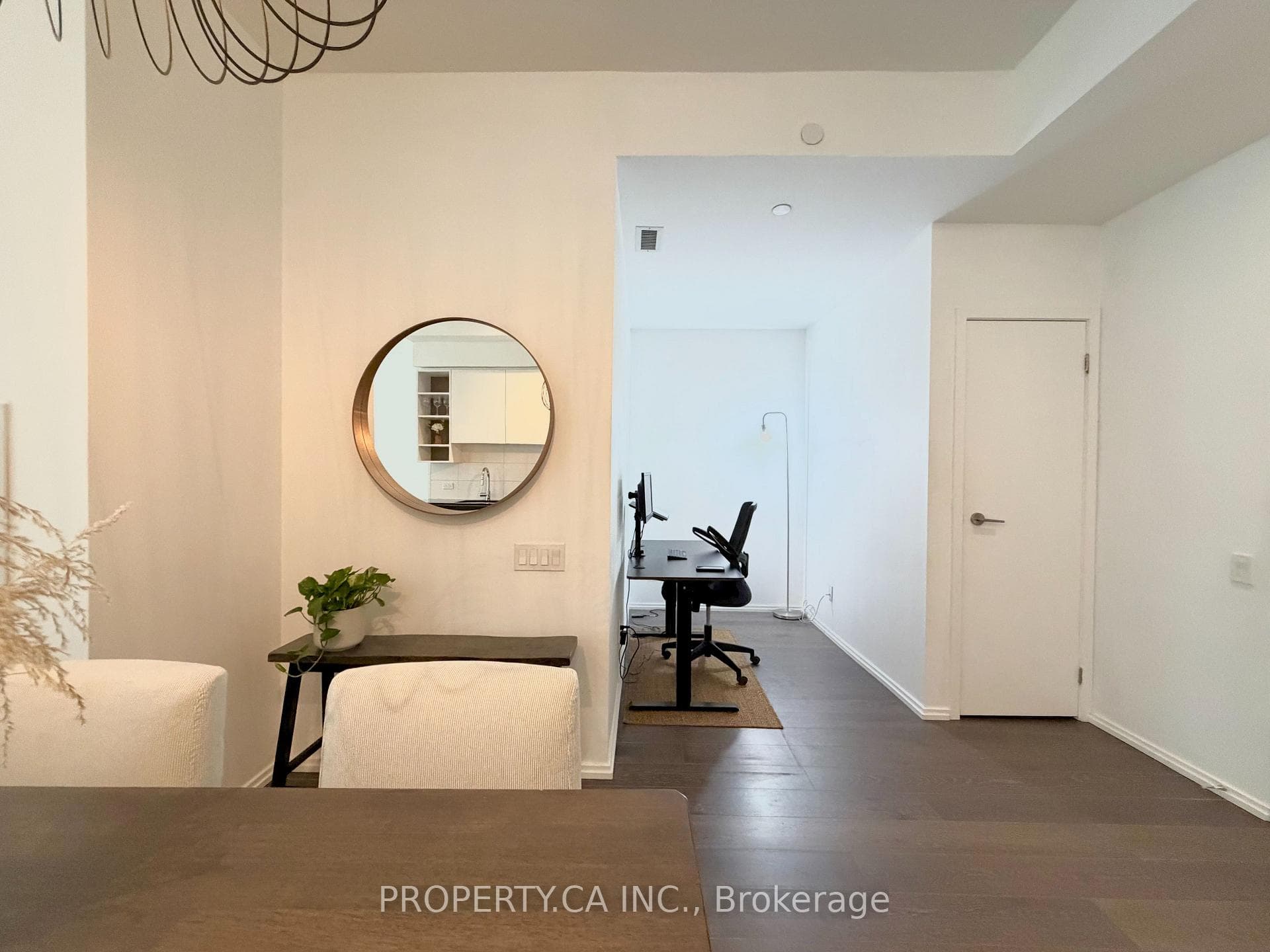 68 Shuter Street Unit 2007 photo 12