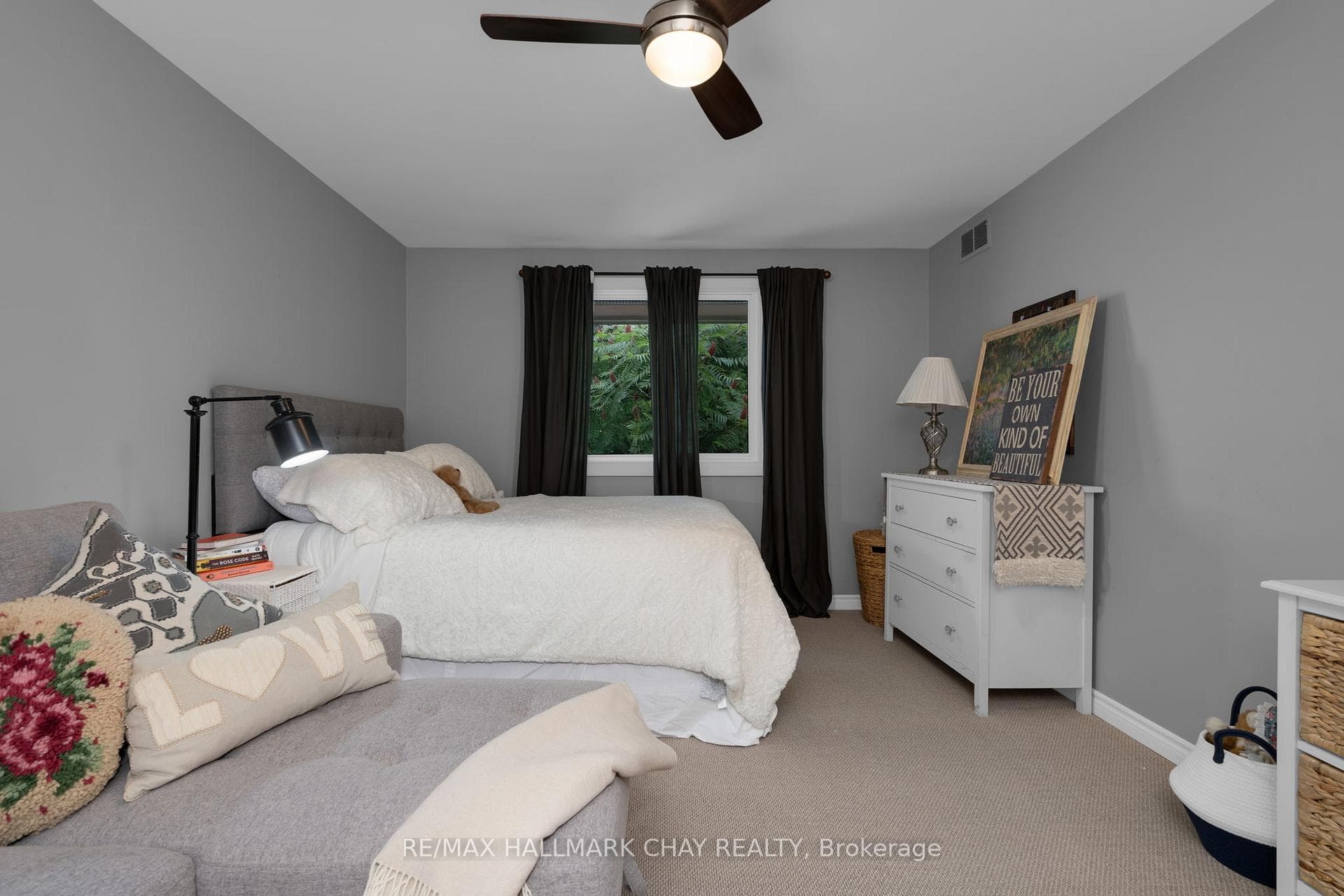 1102 Horseshoe Valley Road Unit 303 photo 22