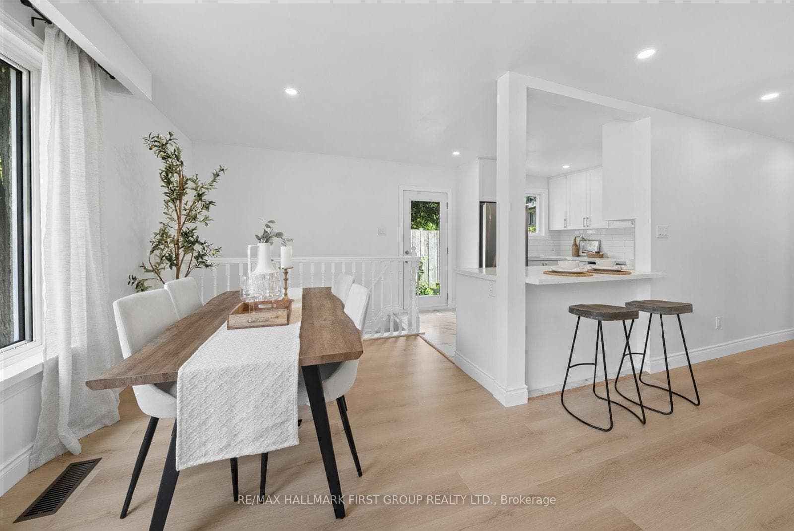 37 Hiley Avenue photo 4
