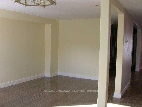 1240 Bantham Street photo 5