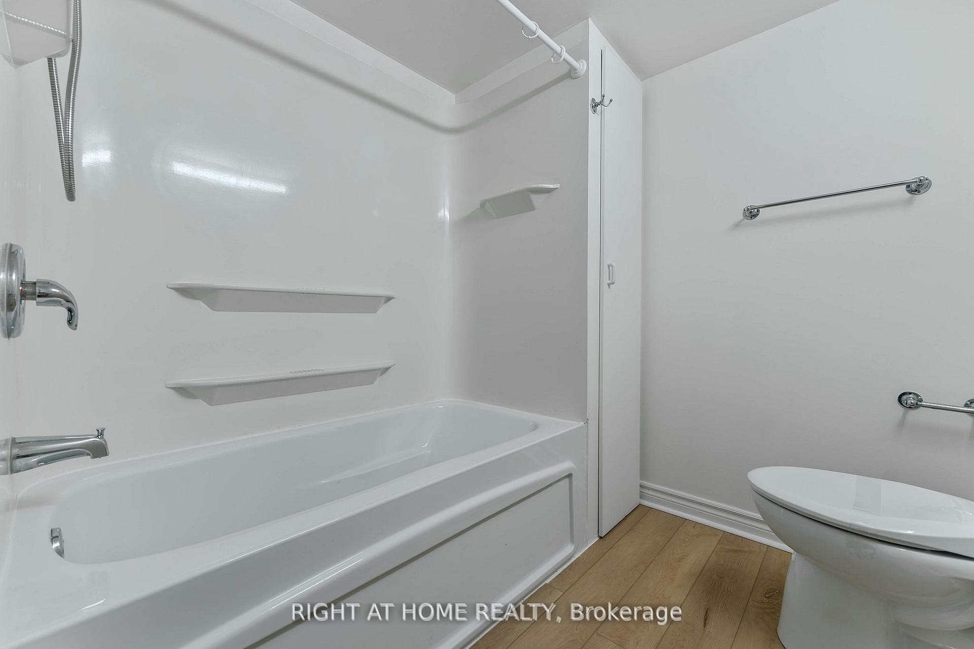 104 B Craig Henry Drive photo 36