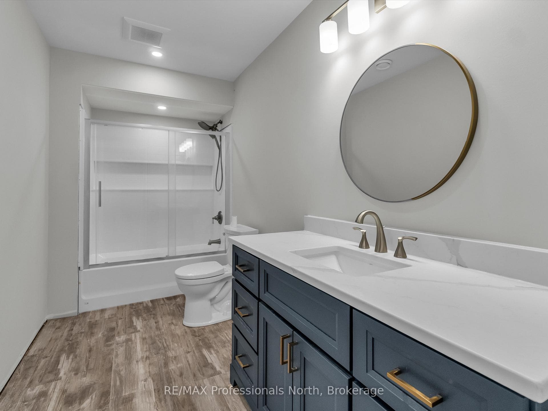7 MUSKOKA PINES Road photo 35