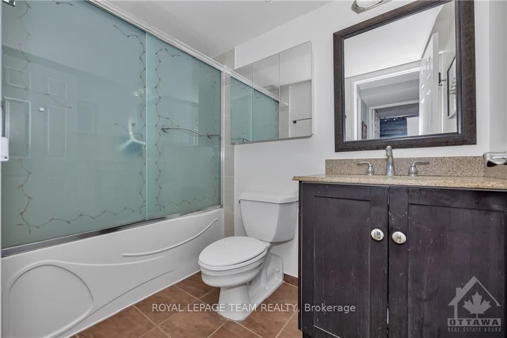 530 LAURIER Avenue Unit 1108 photo 14