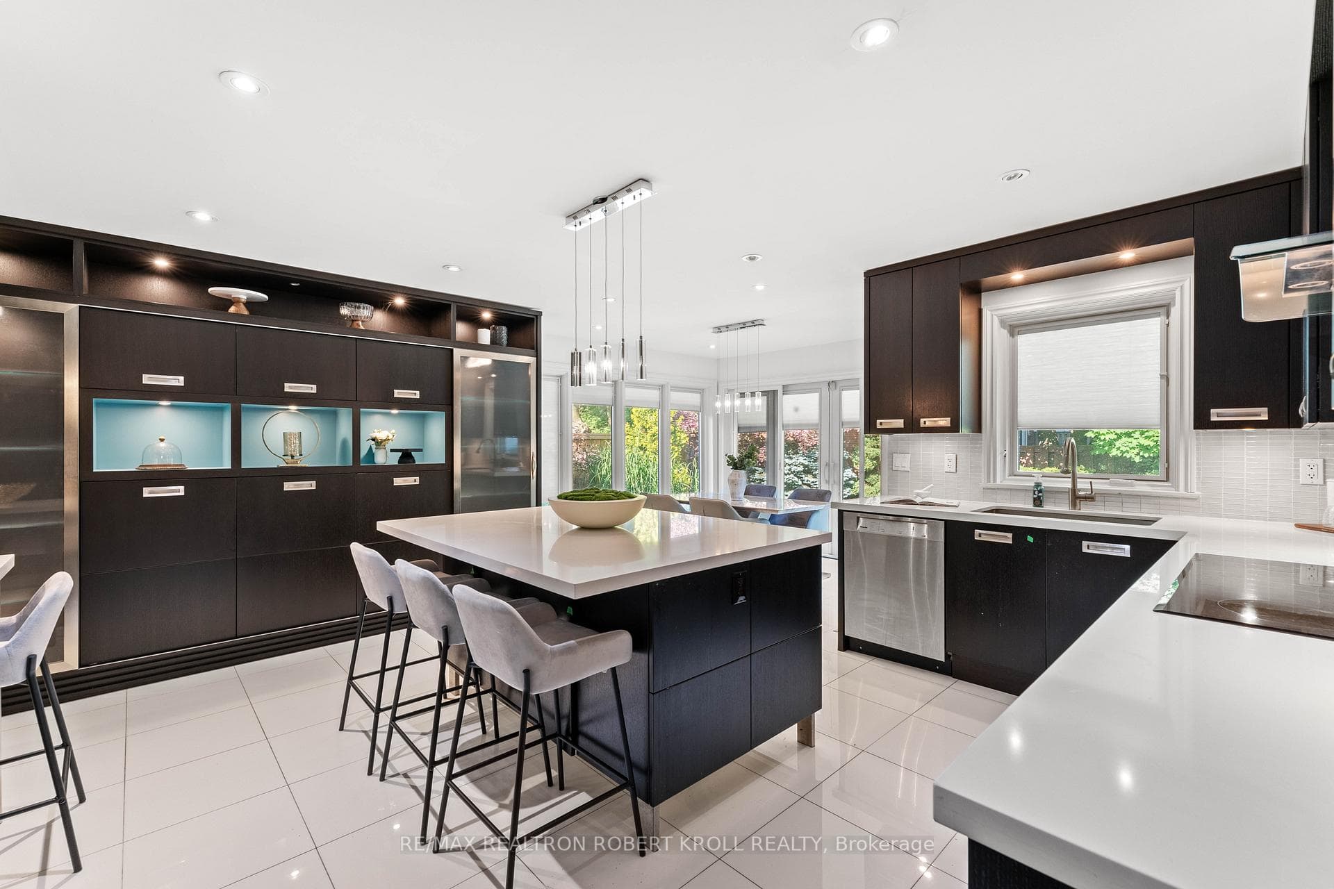Kitchen Island W/Breakfast Bar