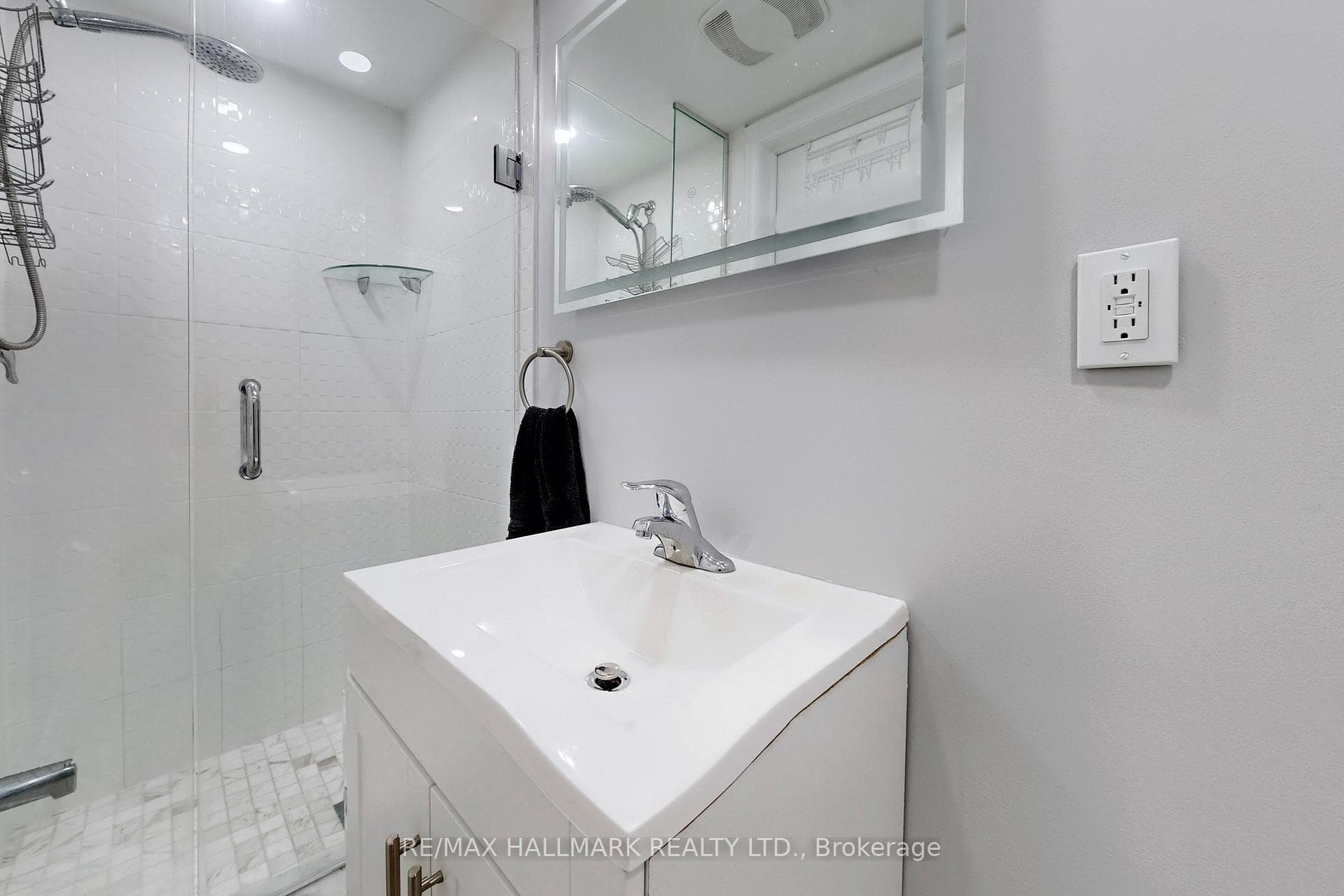 47 Bedford Park Avenue photo 14