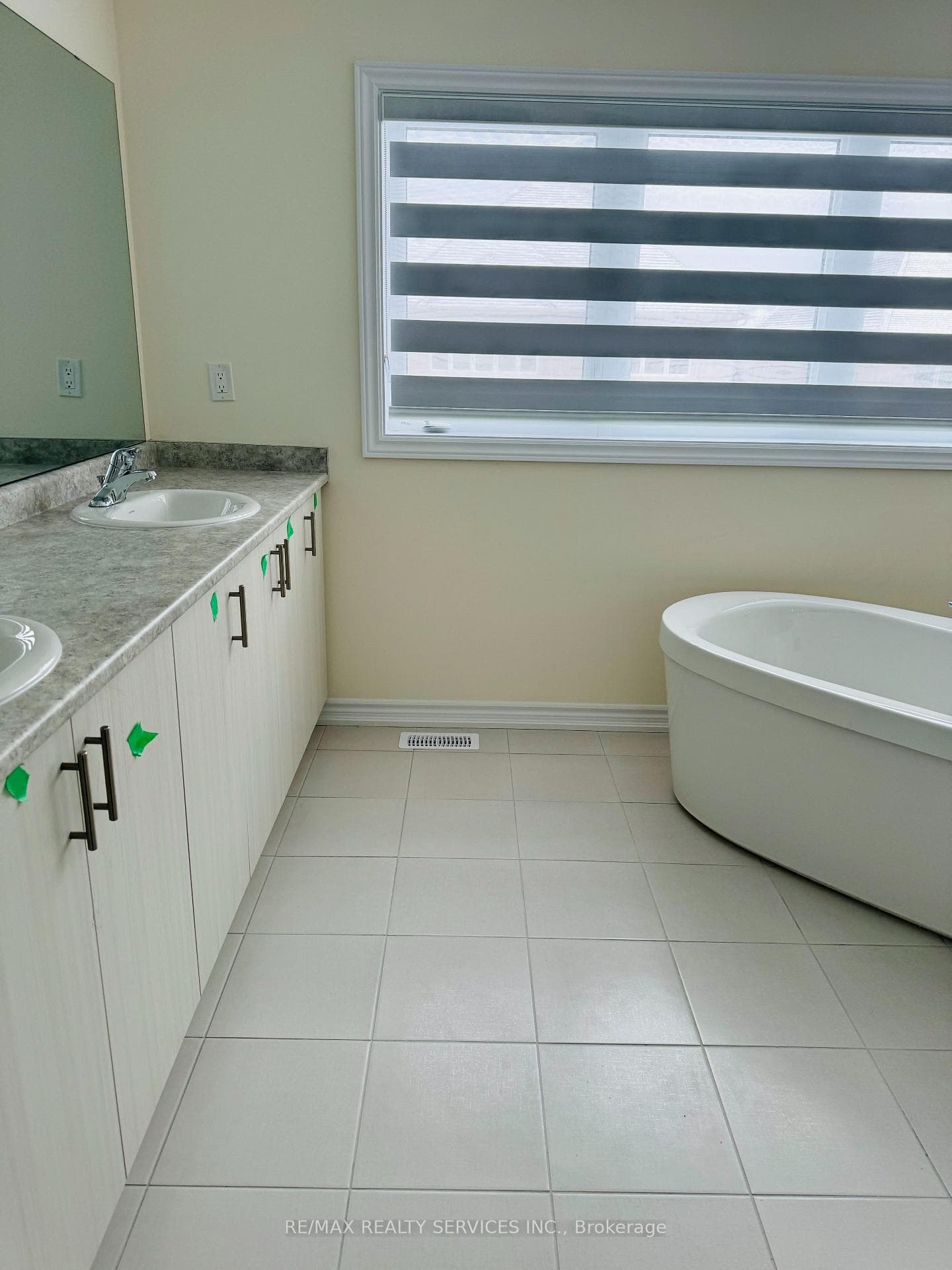 1639 Luno Way photo 15