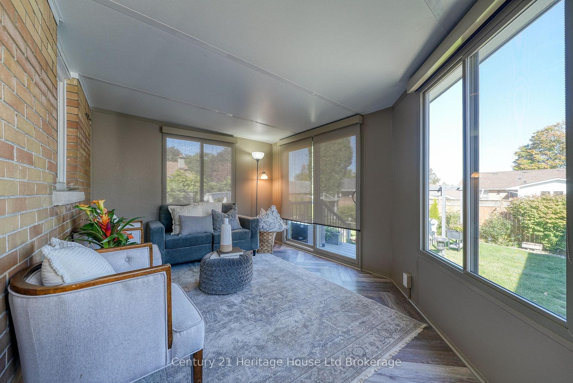1061 Elora Road photo 35