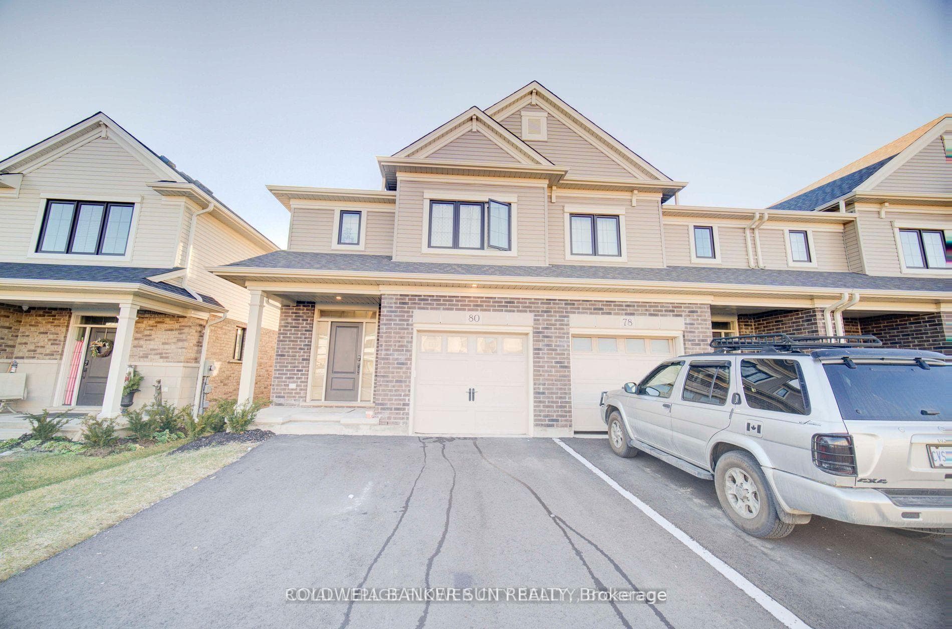 80 Keba Crescent photo 1