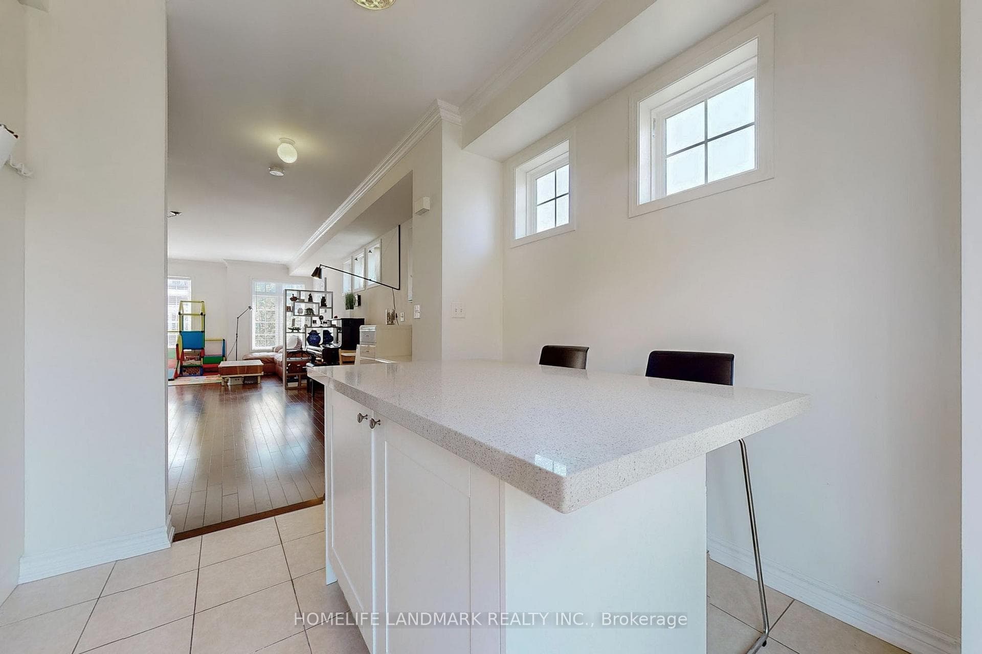 1137 Haig Boulevard Unit 1 photo 12