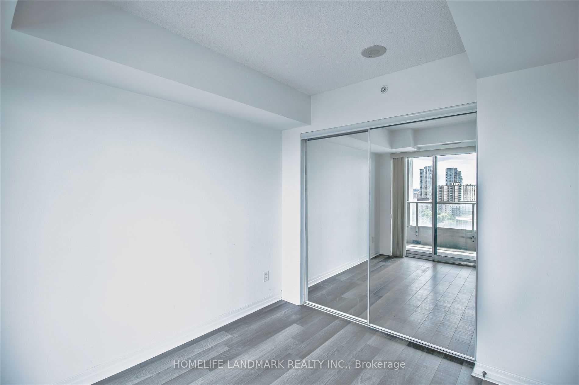 275 Yorkland Road Unit # 1511 photo 17