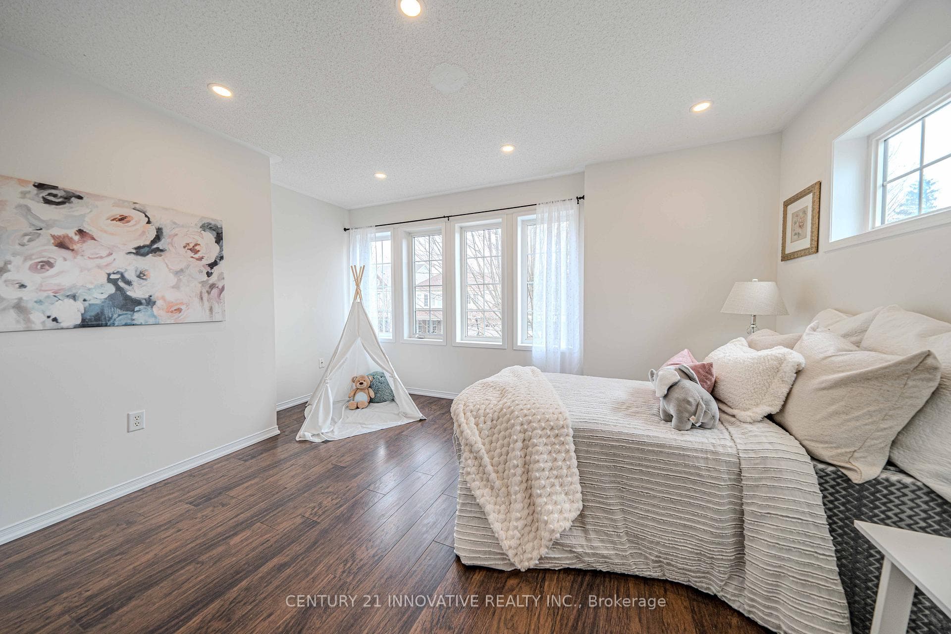 9 Moynahan Crescent photo 25