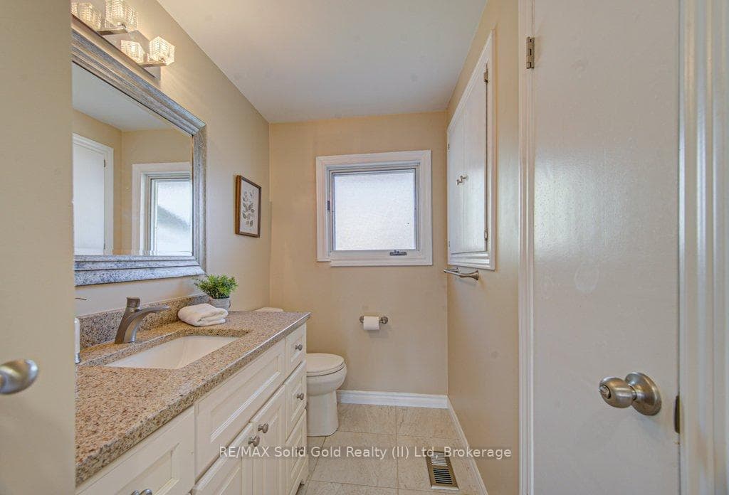 79 Woodhaven Road photo 31