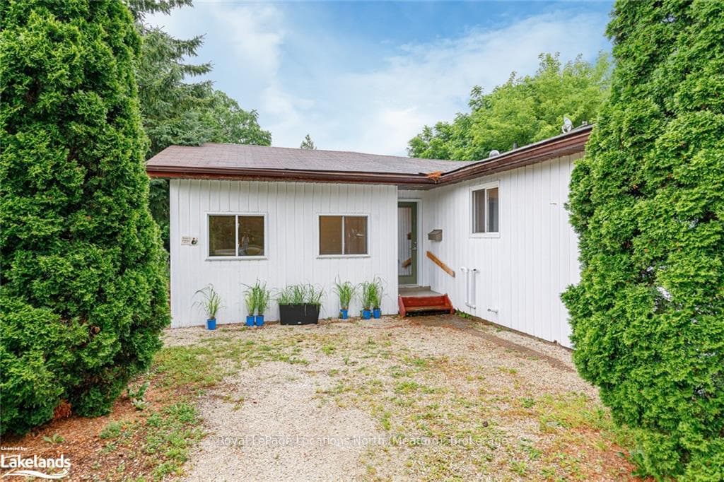 125 HILL Street photo 4
